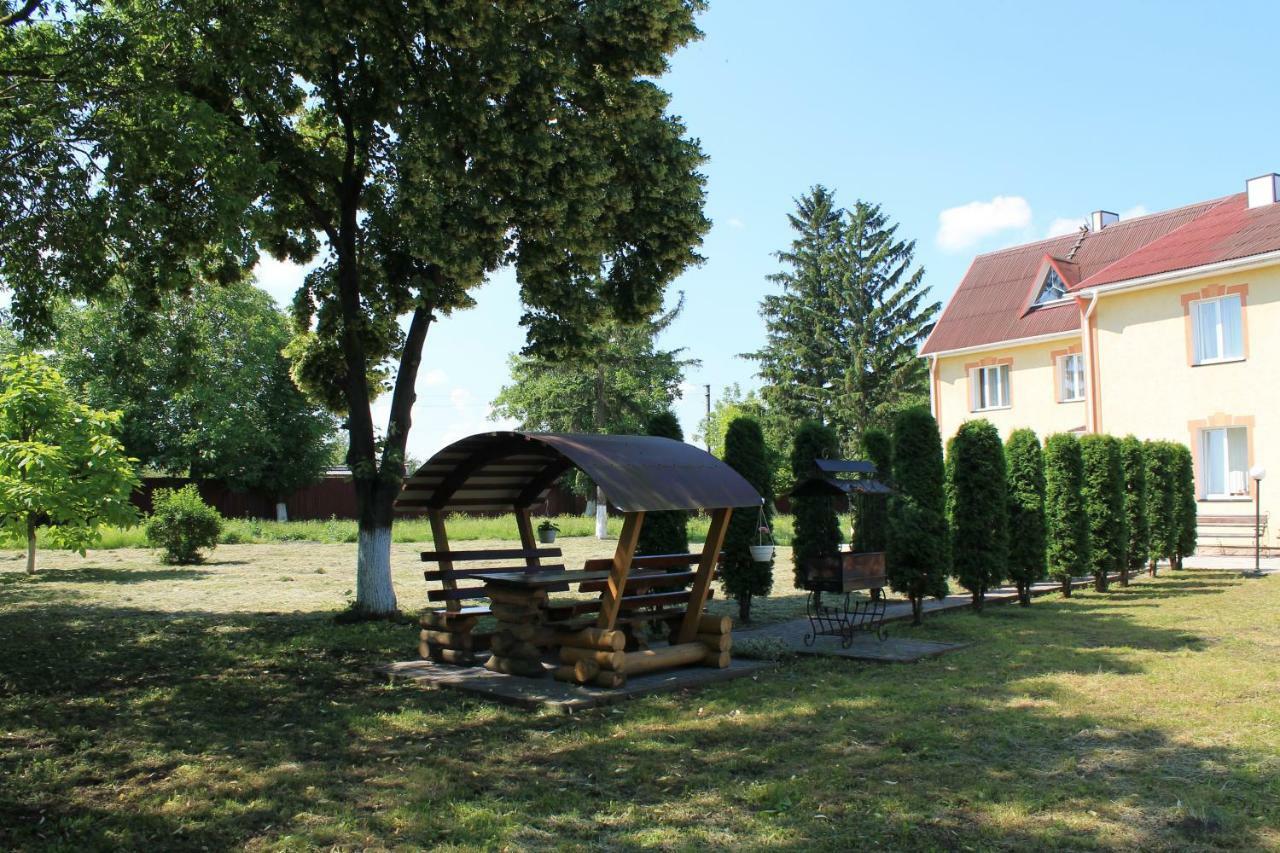 Hotel Kremin Kremenetsʼ Exterior foto