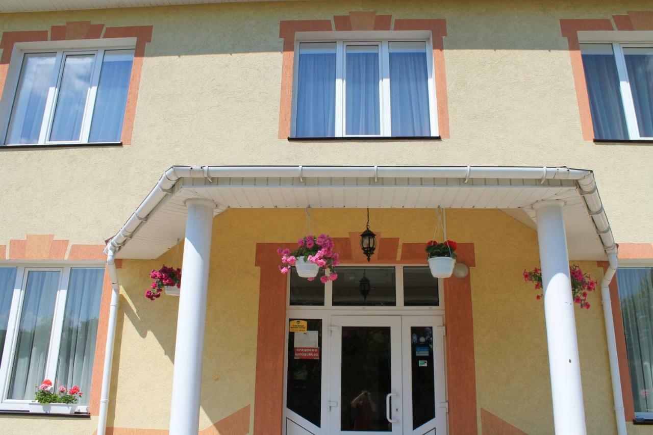 Hotel Kremin Kremenetsʼ Exterior foto